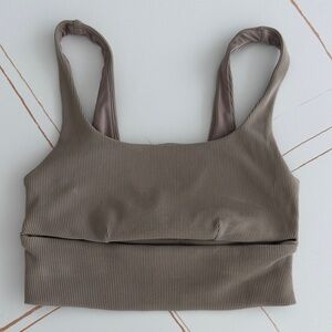 Alo yoga sports bra xs